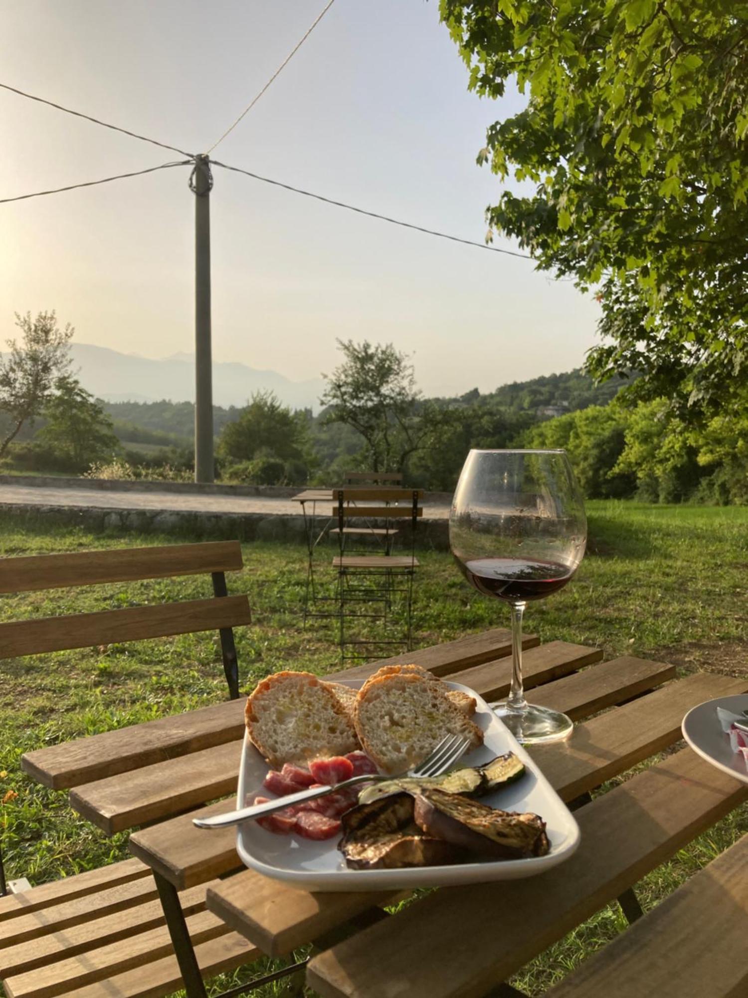 Bed&Breakfast La Ginestra Abbateggio Exterior photo